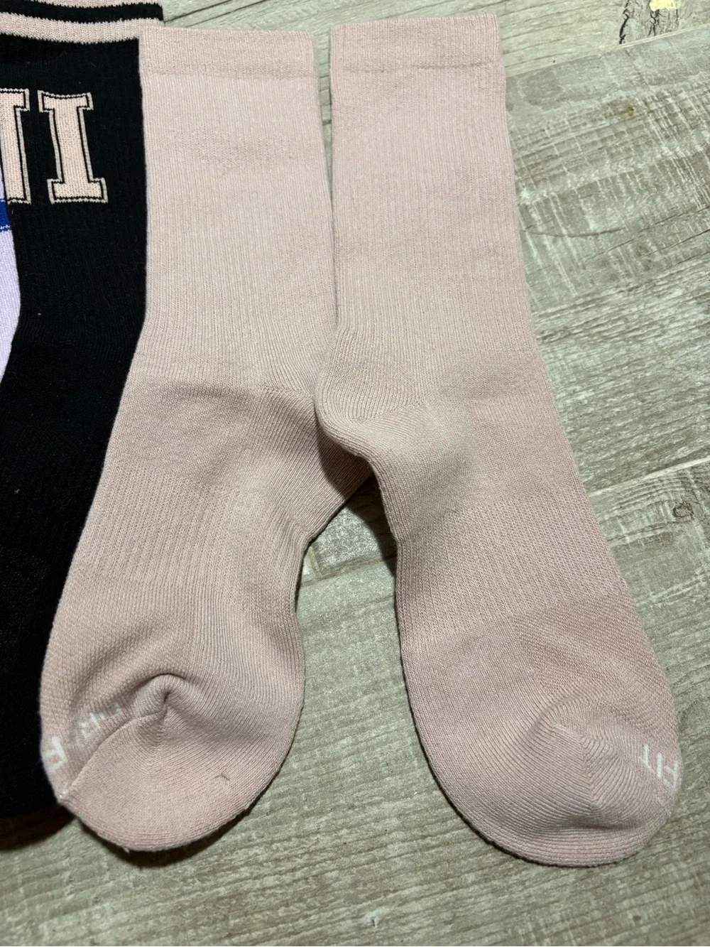 NWOT Nike 3-Pack Crew Socks - Light Pink, Black, Lavender